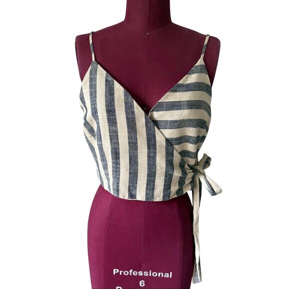 Anthropologie ASTR The Label Women's Wrap Crop Top Navy Tan Stripe Size L - Picture 2 of 10